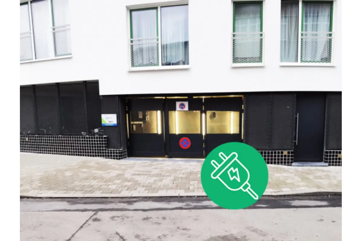 Parking à louer à Schaerbeek 1030 130.00€  chambres m² - annonce 681688