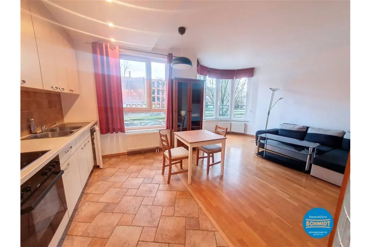 Appartement à louer à Etterbeek 1040 860.00€ 1 chambres 50.00m² - annonce 681460