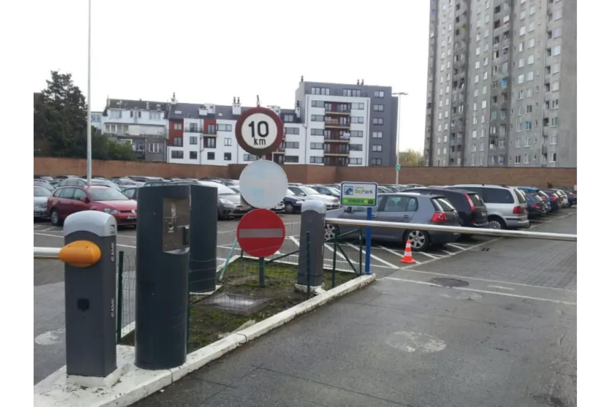 Parking / garage à louer à Molenbeek-Saint-Jean 1080 119.00€  chambres m² - annonce 681610