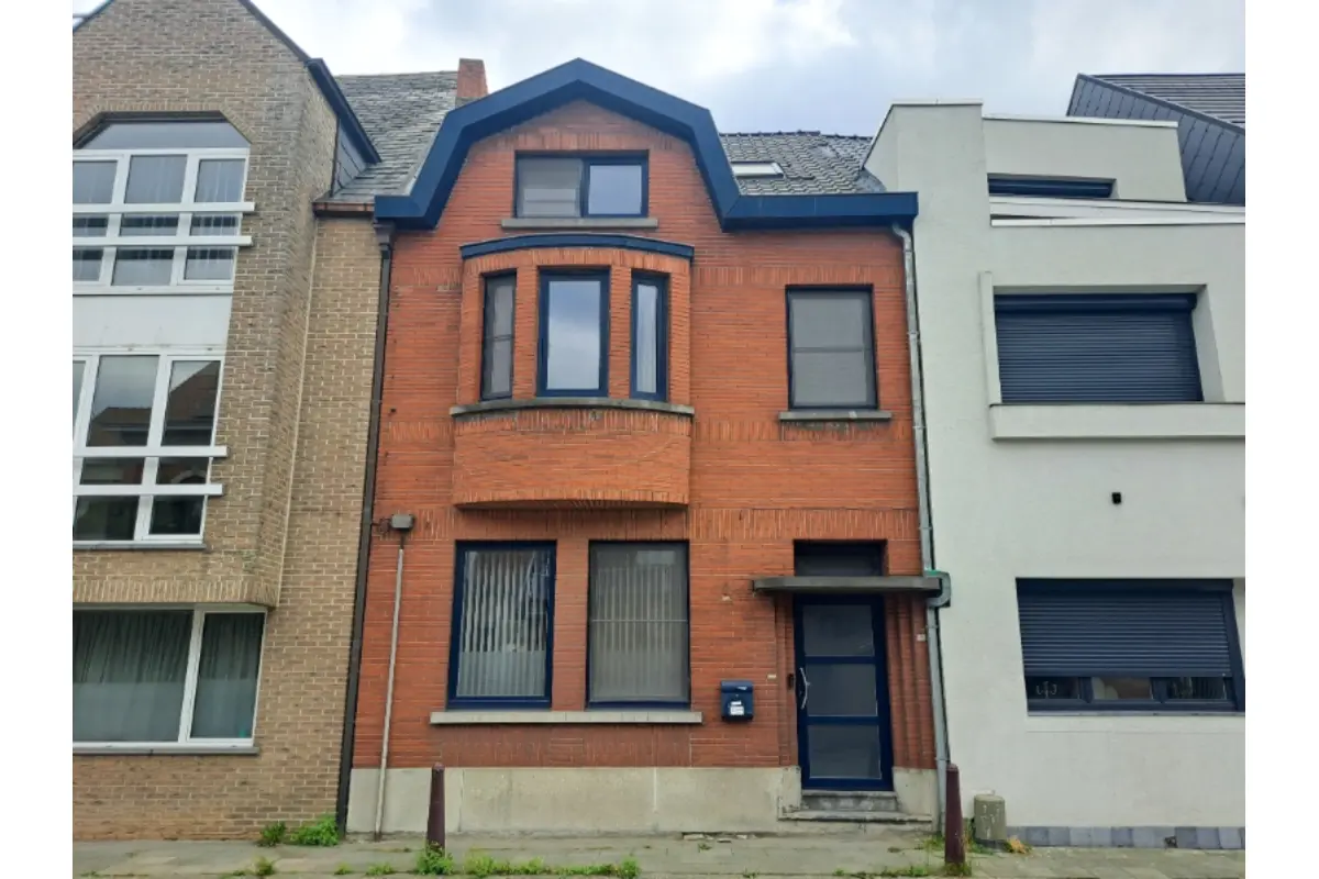 Maison à vendre à Erembodegem 9320 269000.00€ 4 chambres 172.00m² - annonce 681335