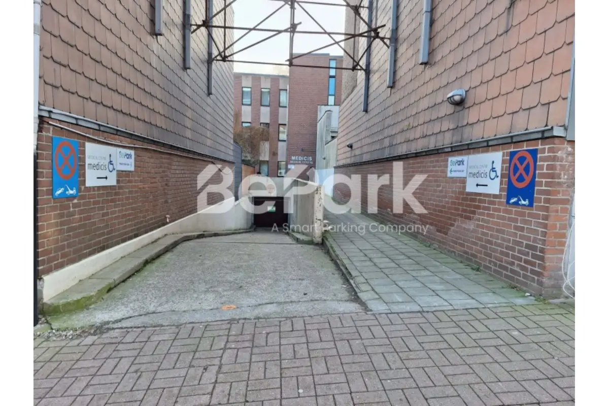 Parking / garage à louer à Woluwe-Saint-Pierre 1150 121.00€  chambres m² - annonce 681910