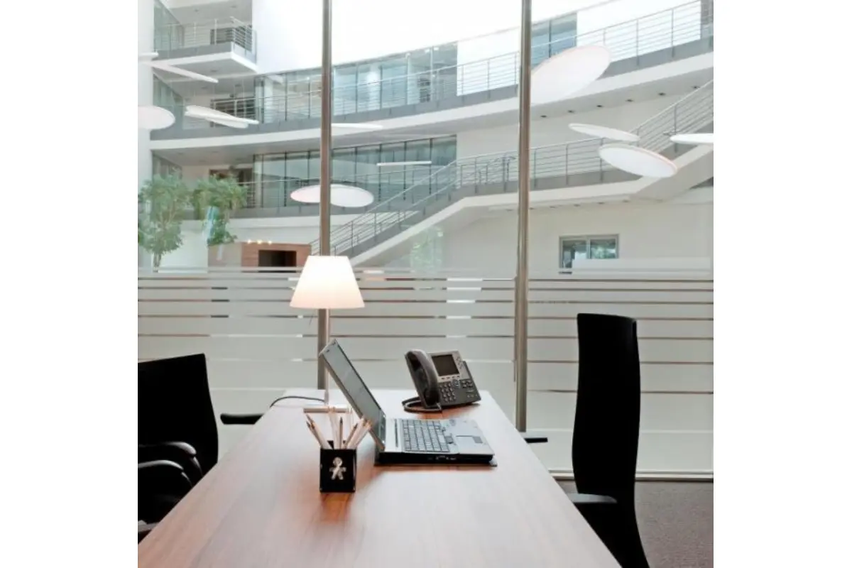 Handelszaak te  huur in Anderlecht 1070 1633.00€  slaapkamers 113.00m² - Zoekertje 681302