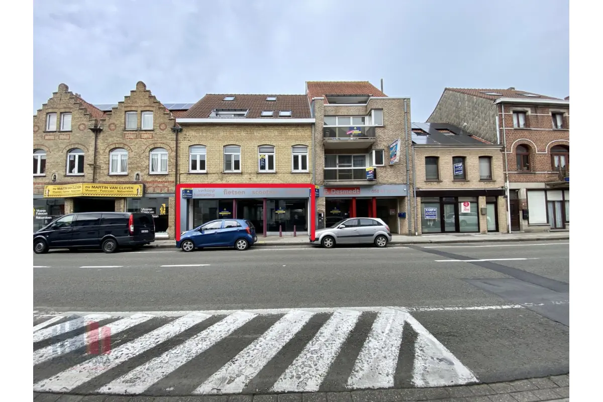 Commerce à vendre à La Panne 8660 79000.00€  chambres 119.00m² - annonce 681188