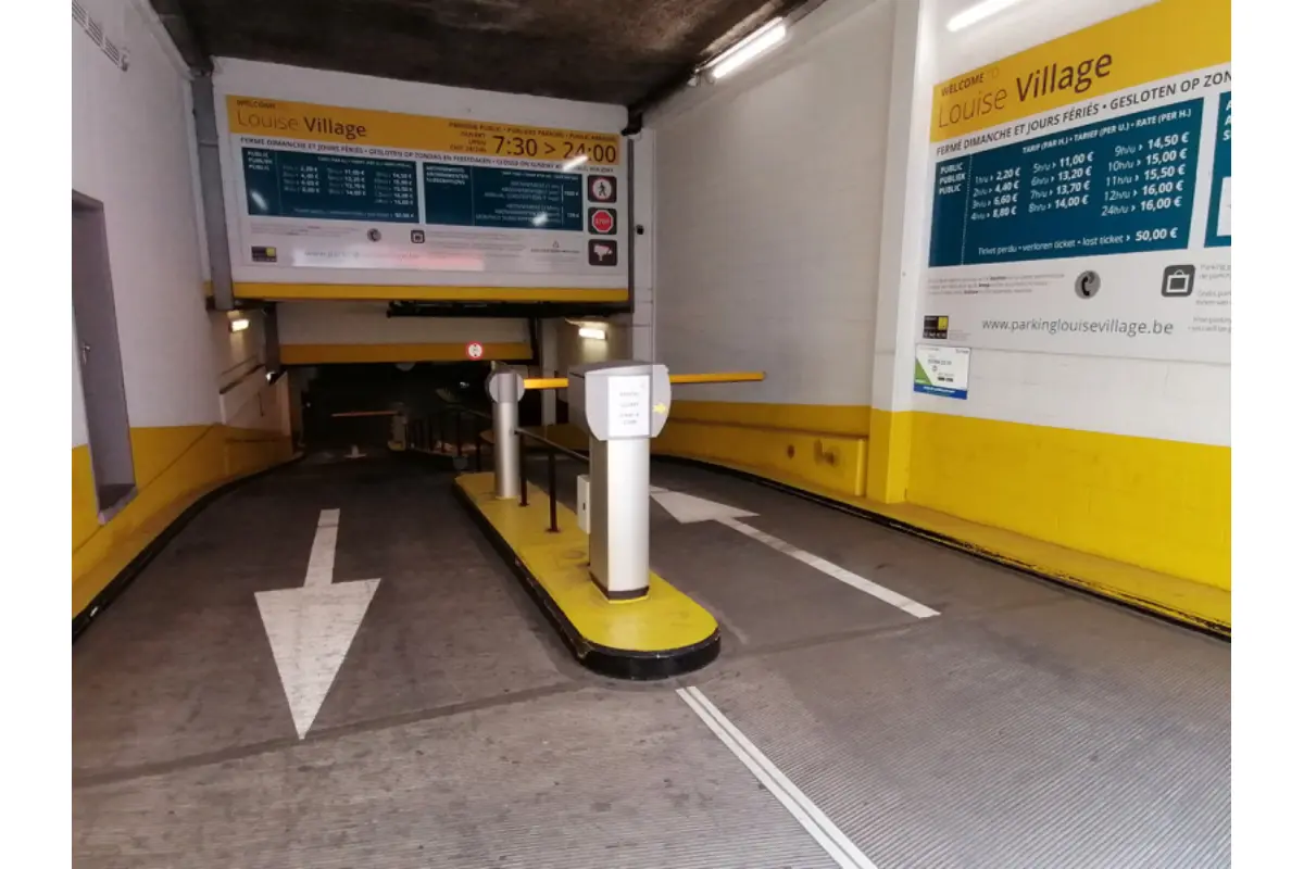 Parking / garage à louer à Saint-Gilles 1060 151.00€  chambres m² - annonce 681800