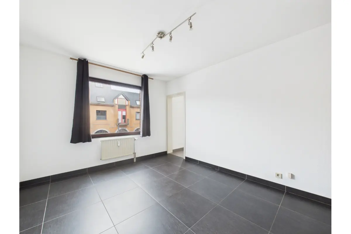 Appartement à  à La Louvière 7100 625.00€ 1 chambres 35.00m² - annonce 682336