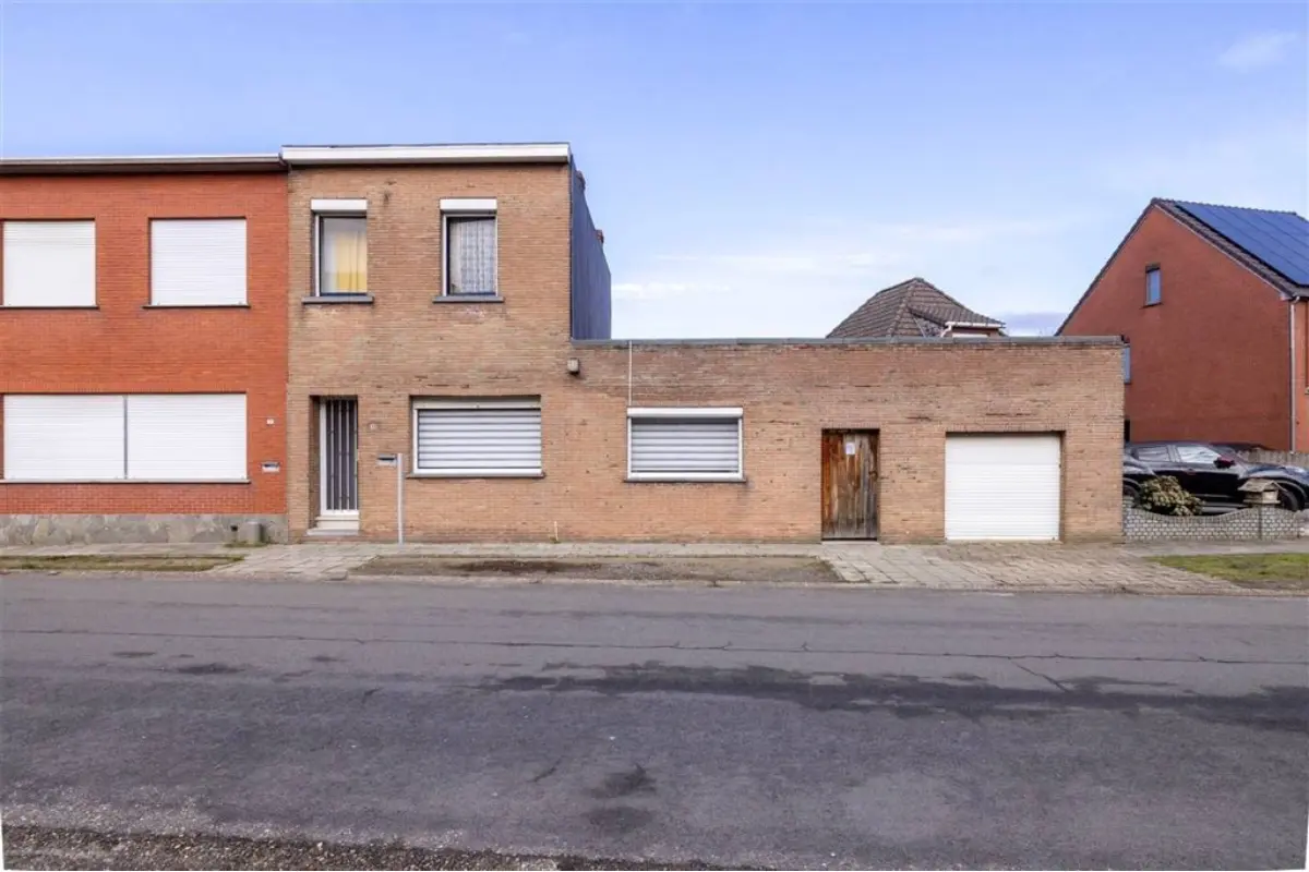 Maison à vendre à Herentals 2200 219000.00€ 3 chambres 174.00m² - annonce 681149