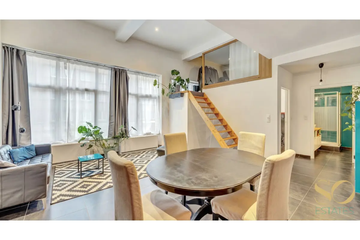 Appartement te  koop in Sint-Joost-ten-Node 1210 210000.00€ 1 slaapkamers 64.00m² - Zoekertje 682225