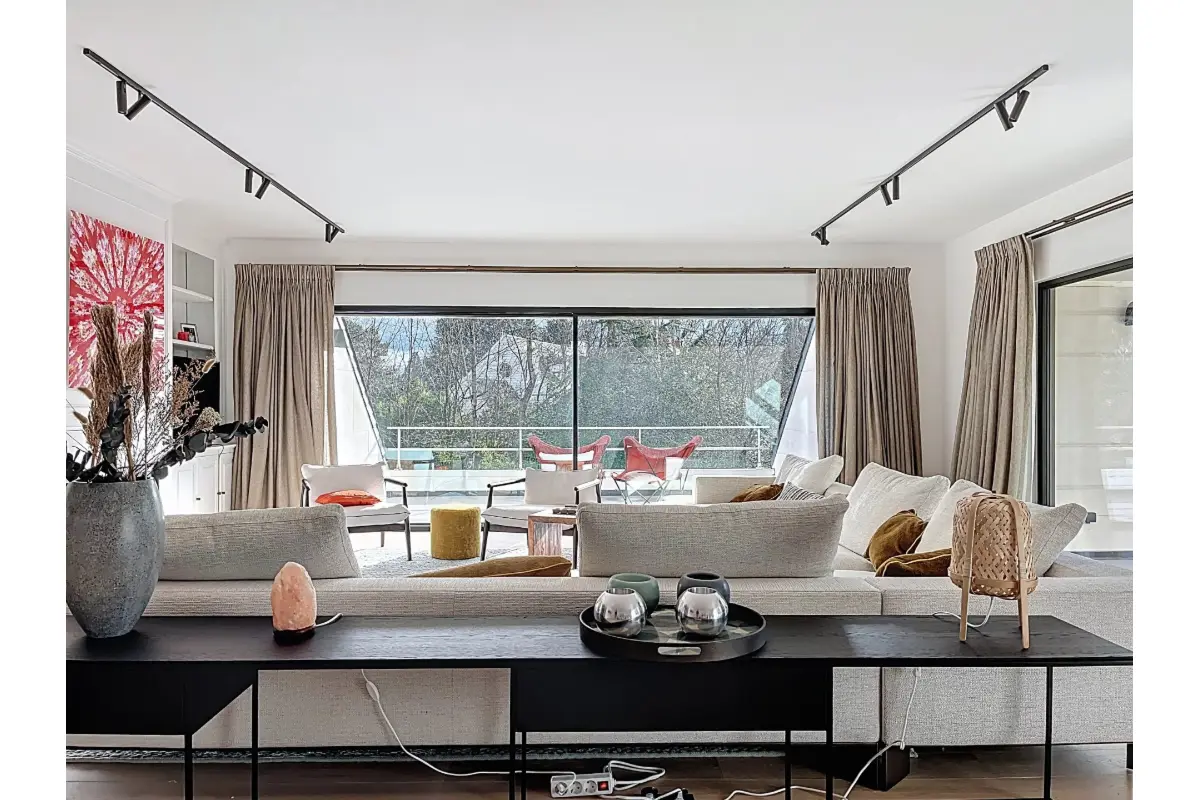 Appartement te  huur in Ukkel 1180 5000.00€ 4 slaapkamers 235.00m² - Zoekertje 681130