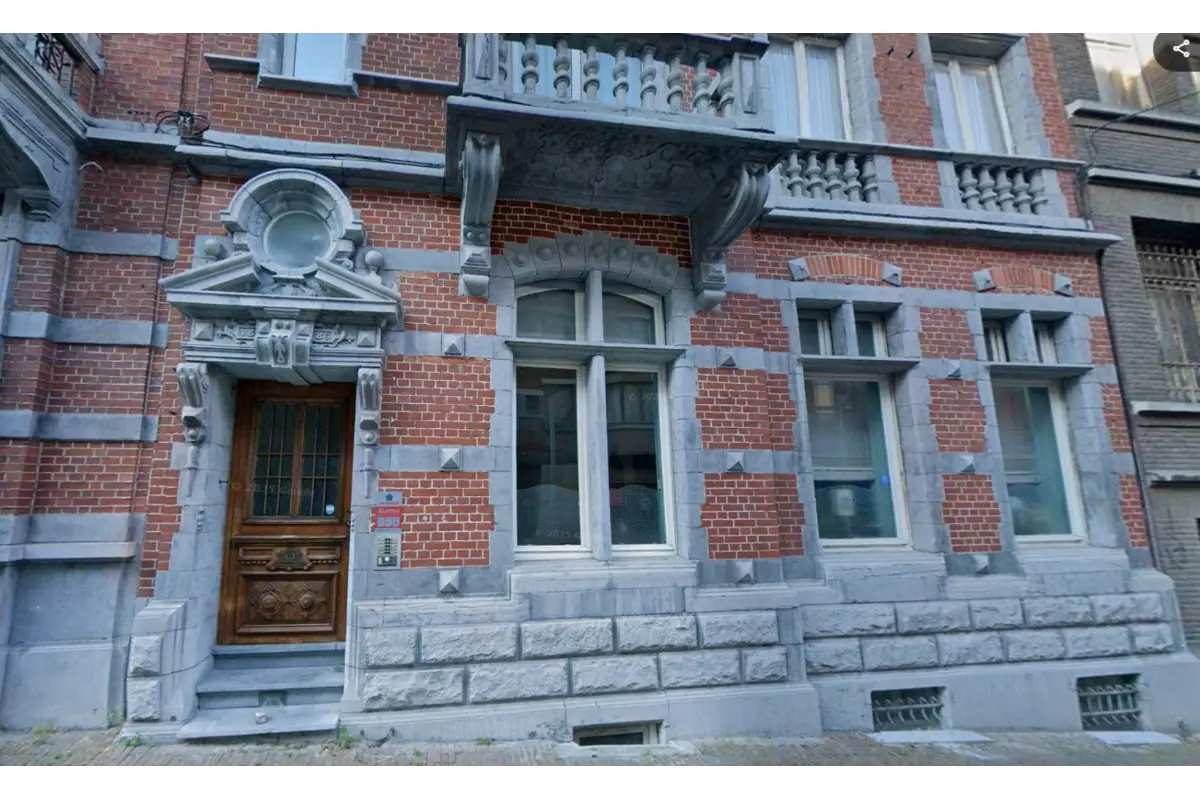 Appartementsgebouw te  koop in Charleroi 6000 495000.00€ 6 slaapkamers 450.00m² - Zoekertje 682103