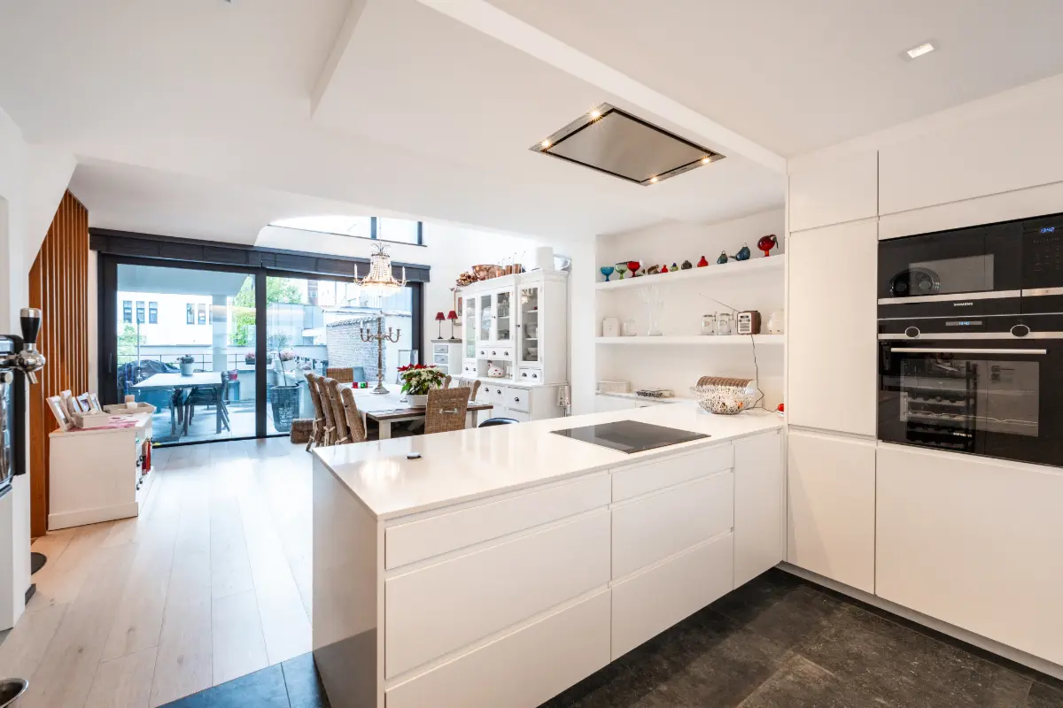 Huis te  koop in Sint-Lambrechts-Woluwe 1200 1195000.00€ 4 slaapkamers 250.00m² - Zoekertje 682376