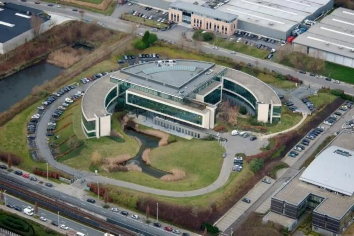 Handelszaak te  huur in Anderlecht 1070 0.00€  slaapkamers 333.00m² - Zoekertje 681303