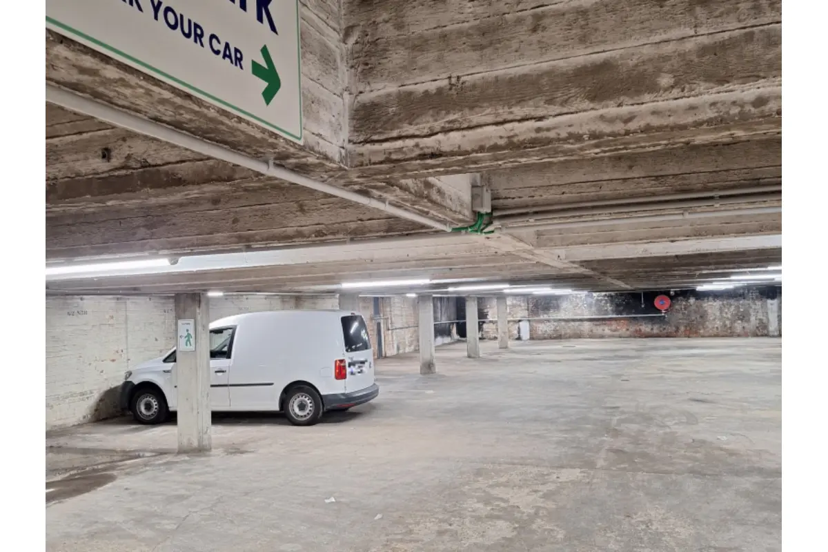 Parking / garage à louer à Neder-Over-Heembeek 1120 64.00€  chambres m² - annonce 681887