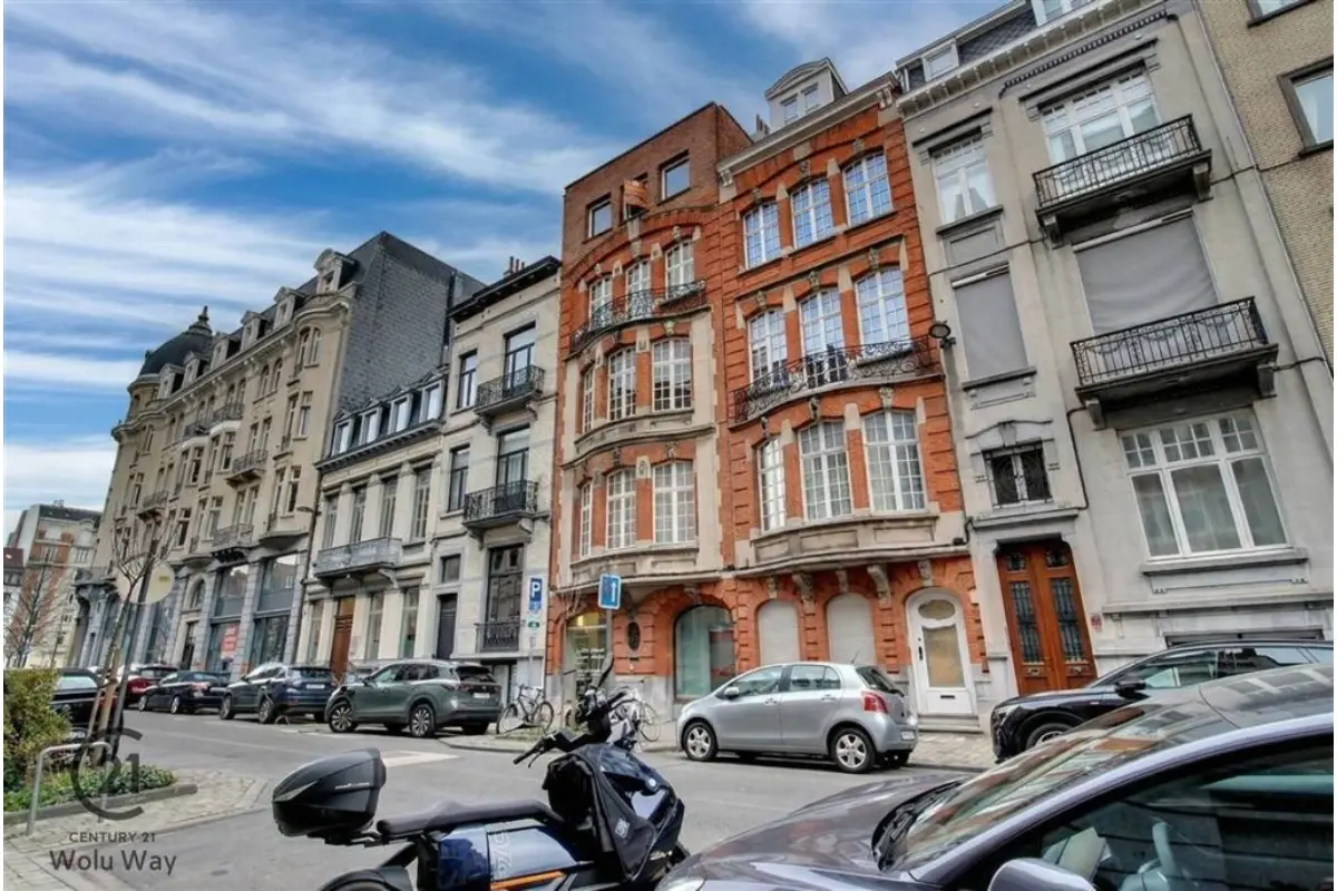 Appartement à louer à Etterbeek 1040 1250.00€ 2 chambres 72.00m² - annonce 683070