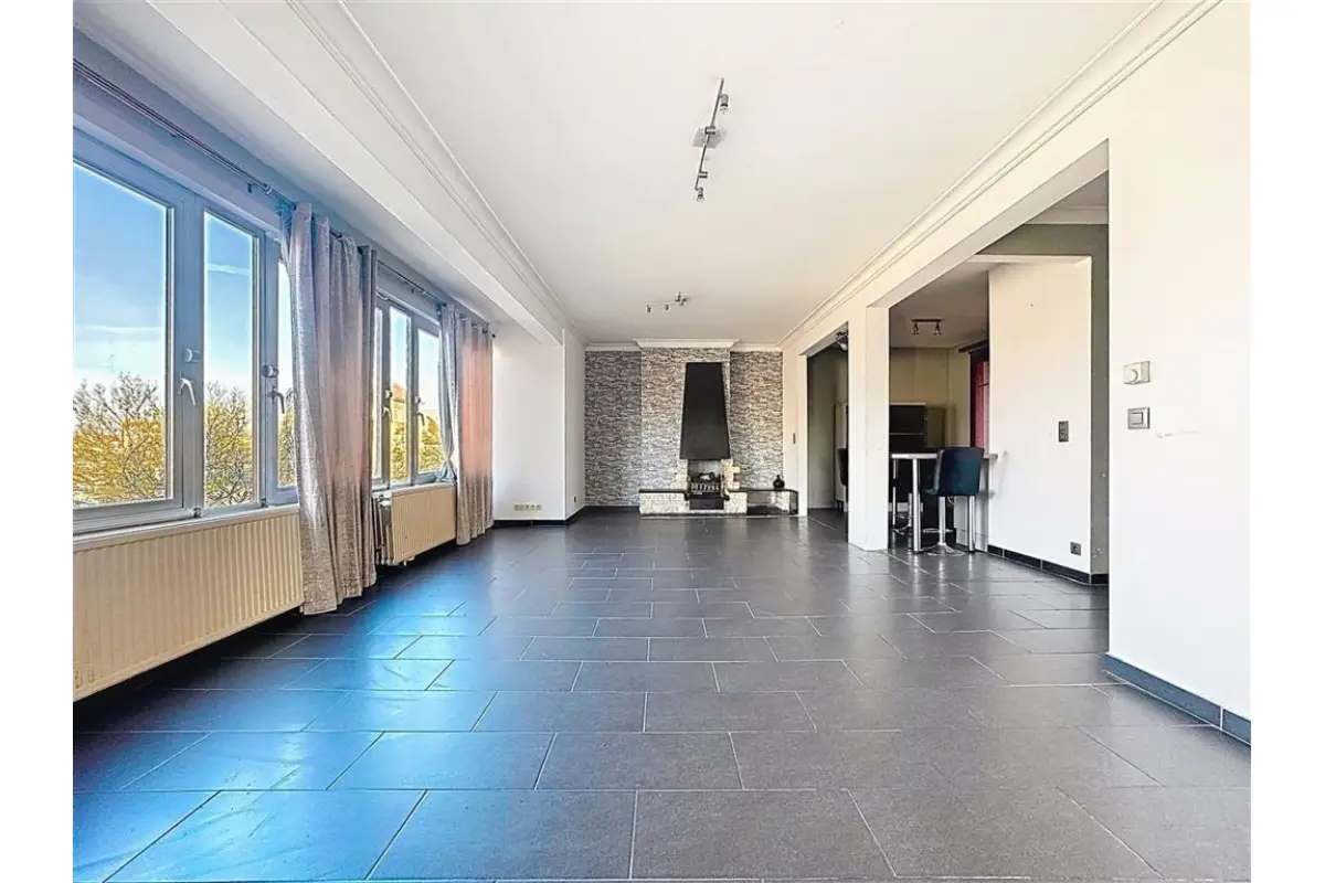 Appartement à vendre à Bruxelles 1000 275000.00€ 2 chambres 120.00m² - annonce 682857