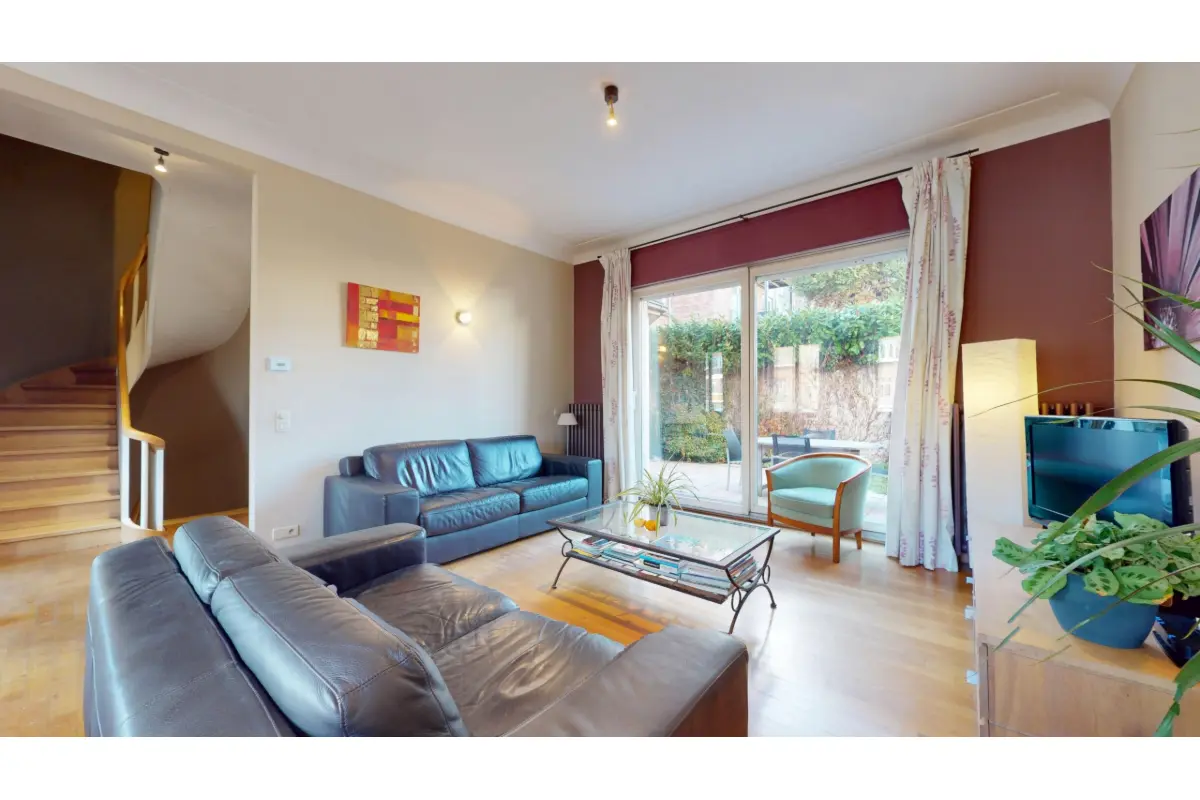 Huis te  koop in Sint-Lambrechts-Woluwe 1200 820000.00€ 4 slaapkamers 234.00m² - Zoekertje 683062