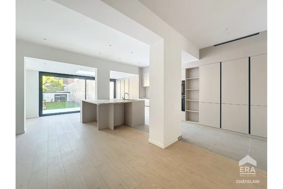 Huis te  huur in Oudergem 1160 3650.00€ 5 slaapkamers 250.00m² - Zoekertje 682926