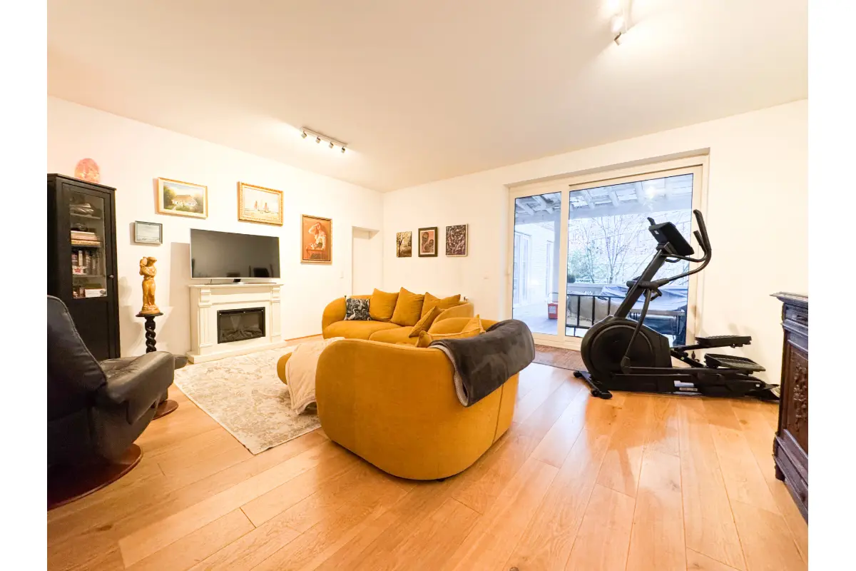 Benedenverdieping te  huur in Sint-Pieters-Woluwe 1150 2400.00€ 3 slaapkamers 160.00m² - Zoekertje 683299