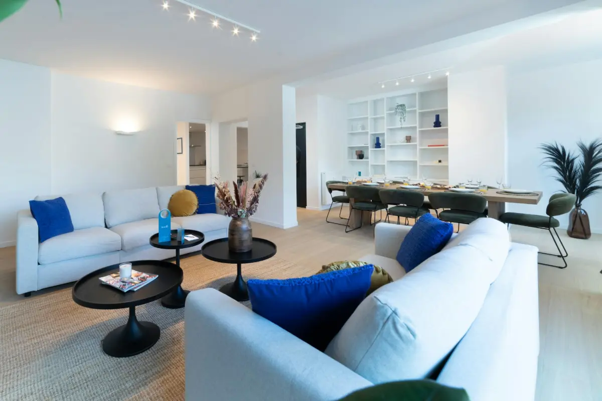 Appartement te  huur in Sint-Gillis 1060 4300.00€  slaapkamers m² - Zoekertje 682583