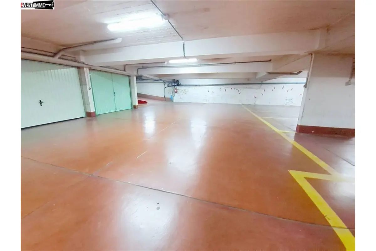 Parking / garage à louer à Schaerbeek 1030 110.00€  chambres m² - annonce 684175