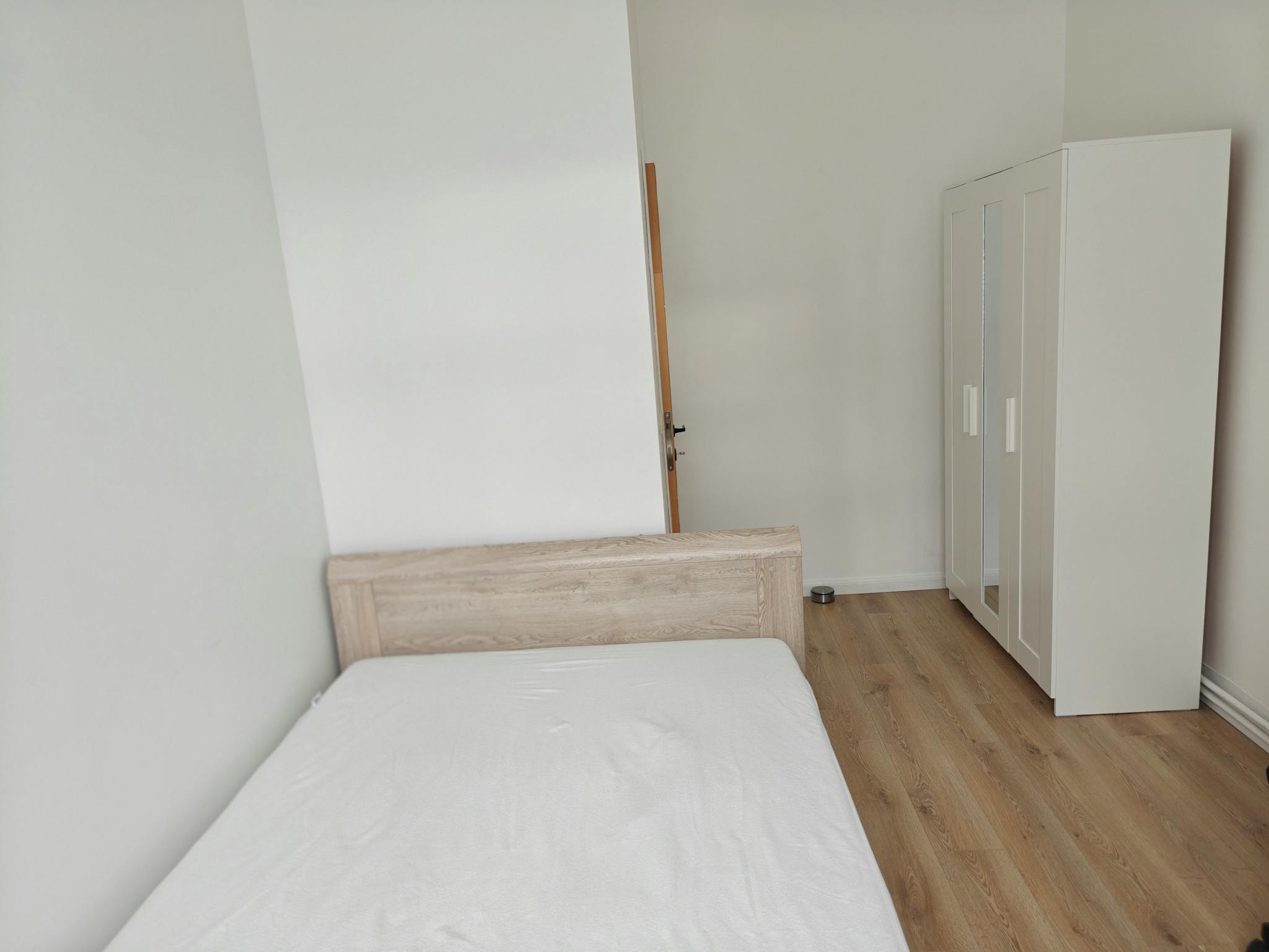 Appartement te  huur in Sint-Jans-Molenbeek 1080 720.00€ 1 slaapkamers 70.00m² - Zoekertje 684424