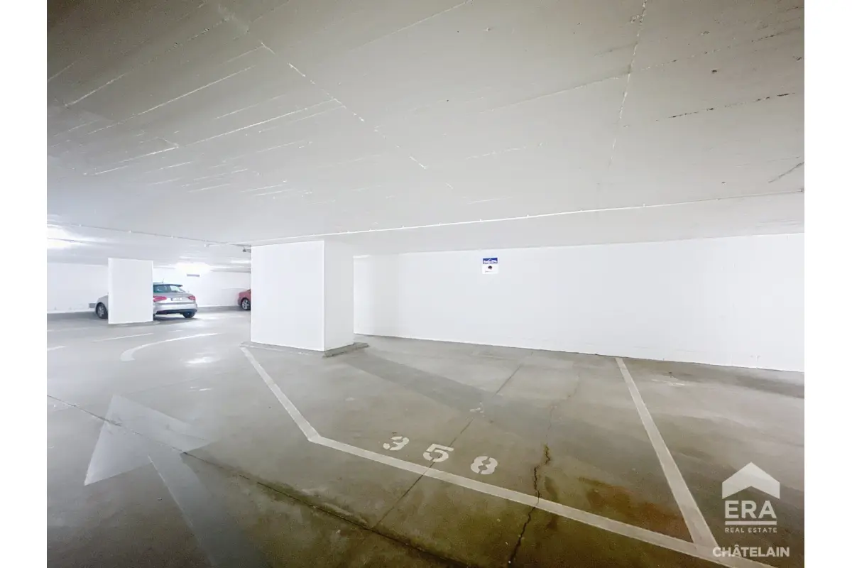 Parking / garage à louer à Bruxelles 1000 115.00€  chambres m² - annonce 683731