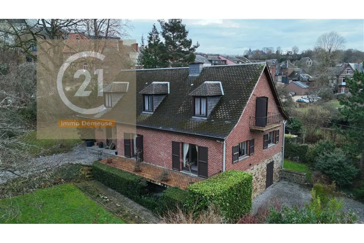 Villa à vendre à Rochefort 5580 380000.00€ 3 chambres 288.29m² - annonce 683703