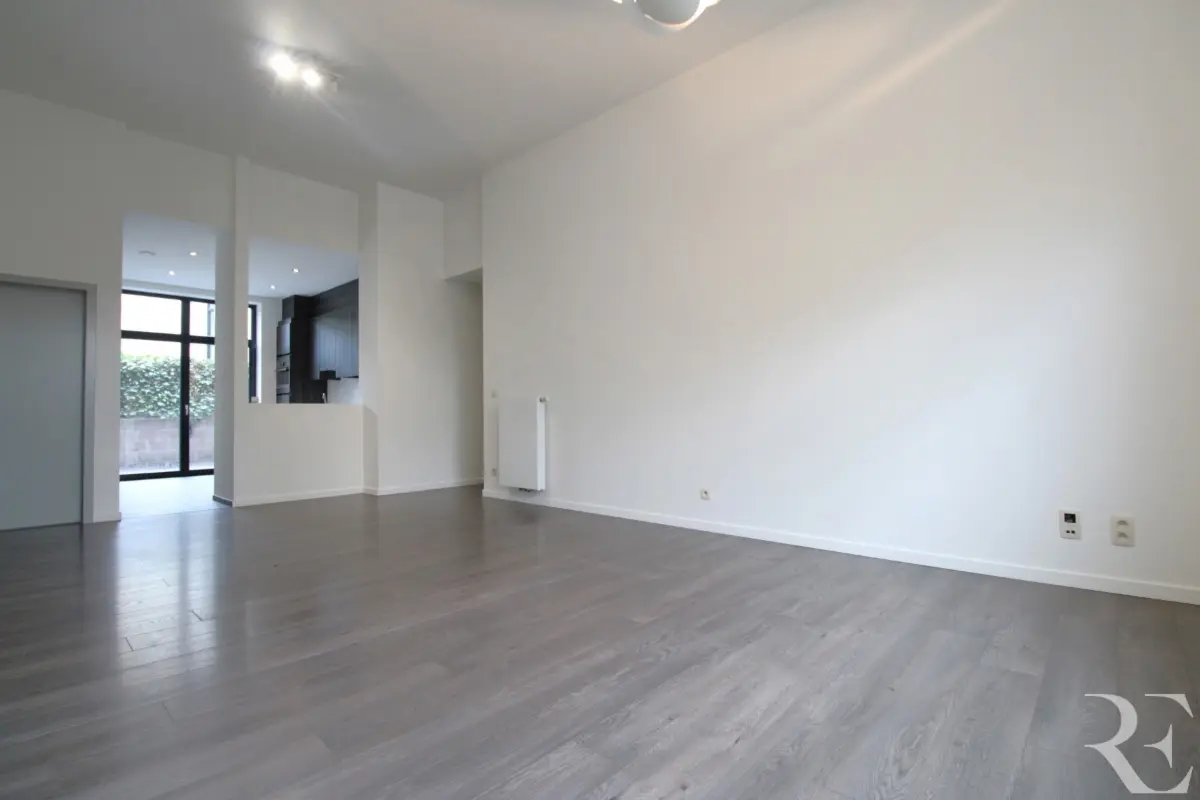 Benedenverdieping te  huur in Brussel 1000 1650.00€ 2 slaapkamers 95.00m² - Zoekertje 683864