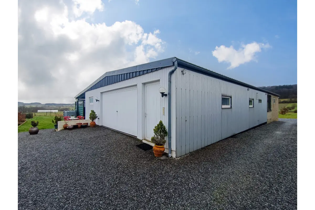 Appartementsgebouw te  koop in Lavaux-Sainte-Anne 5580 145000.00€  slaapkamers 225.00m² - Zoekertje 683715