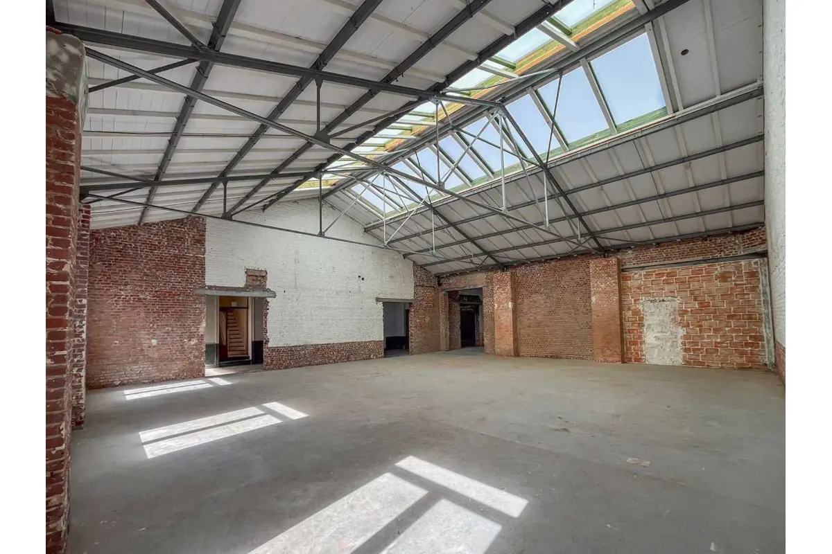 Handelszaak te  huur in Vorst 1190 1650.00€  slaapkamers 165.00m² - Zoekertje 683817