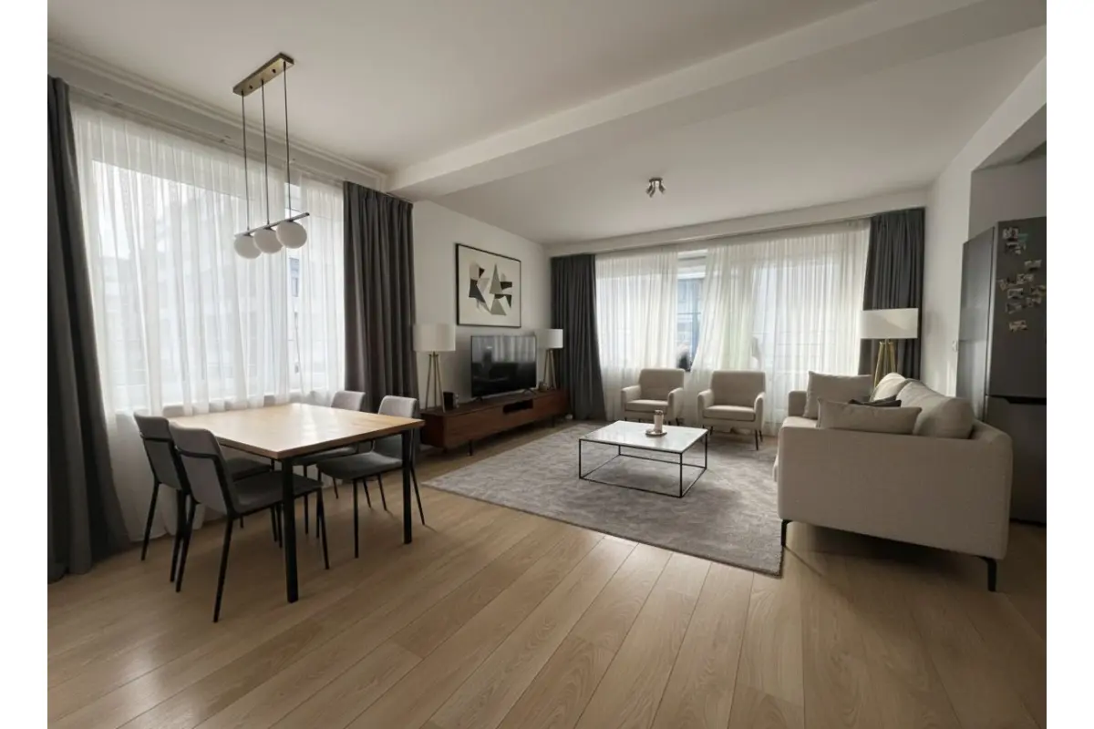 Appartement te  koop in Brussel 1000 415000.00€ 2 slaapkamers 88.00m² - Zoekertje 684493