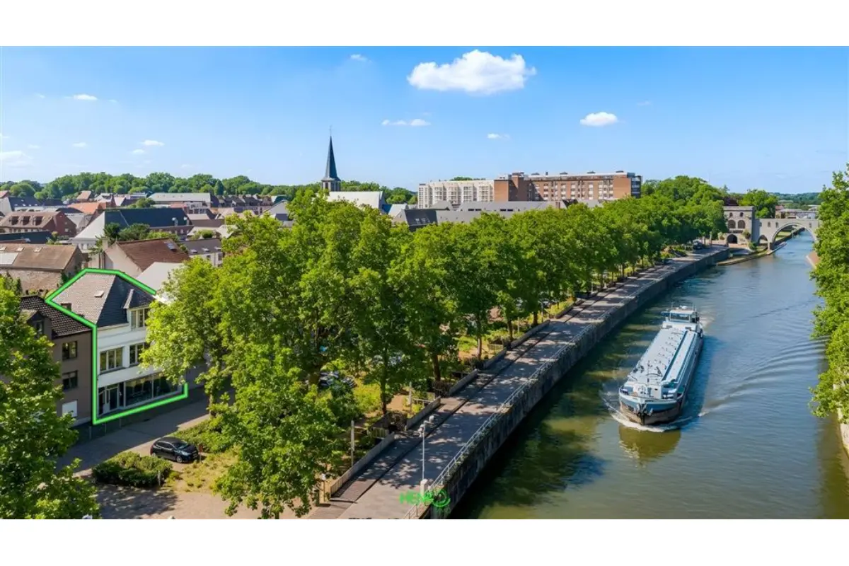 Appartementsgebouw te  koop in Doornik 7500 499000.00€ 4 slaapkamers m² - Zoekertje 685053