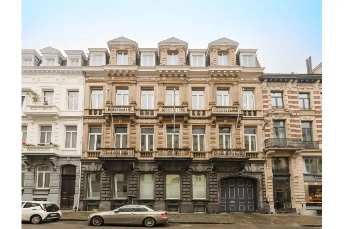 Handelszaak te  huur in Brussel 1000 3600.00€  slaapkamers 316.00m² - Zoekertje 684965