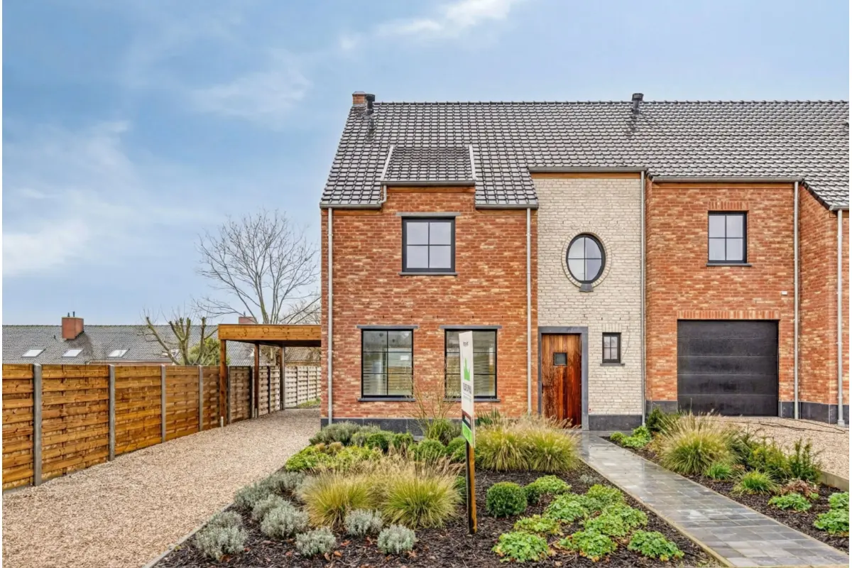 Appartementsgebouw te  koop in Klerken 8650 367000.00€ 4 slaapkamers 153.00m² - Zoekertje 684544