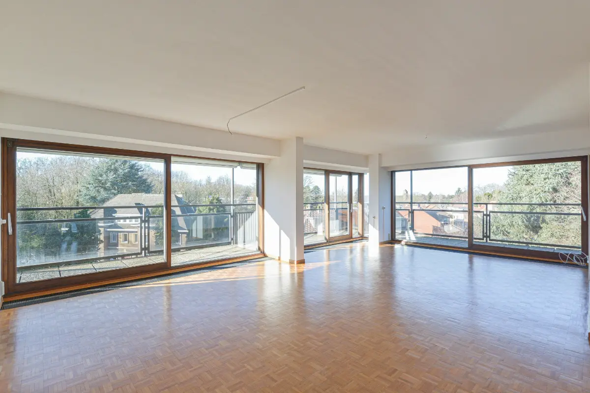 Appartement à  à Woluwe-Saint-Pierre 1150 495000.00€ 3 chambres 150.00m² - annonce 684953