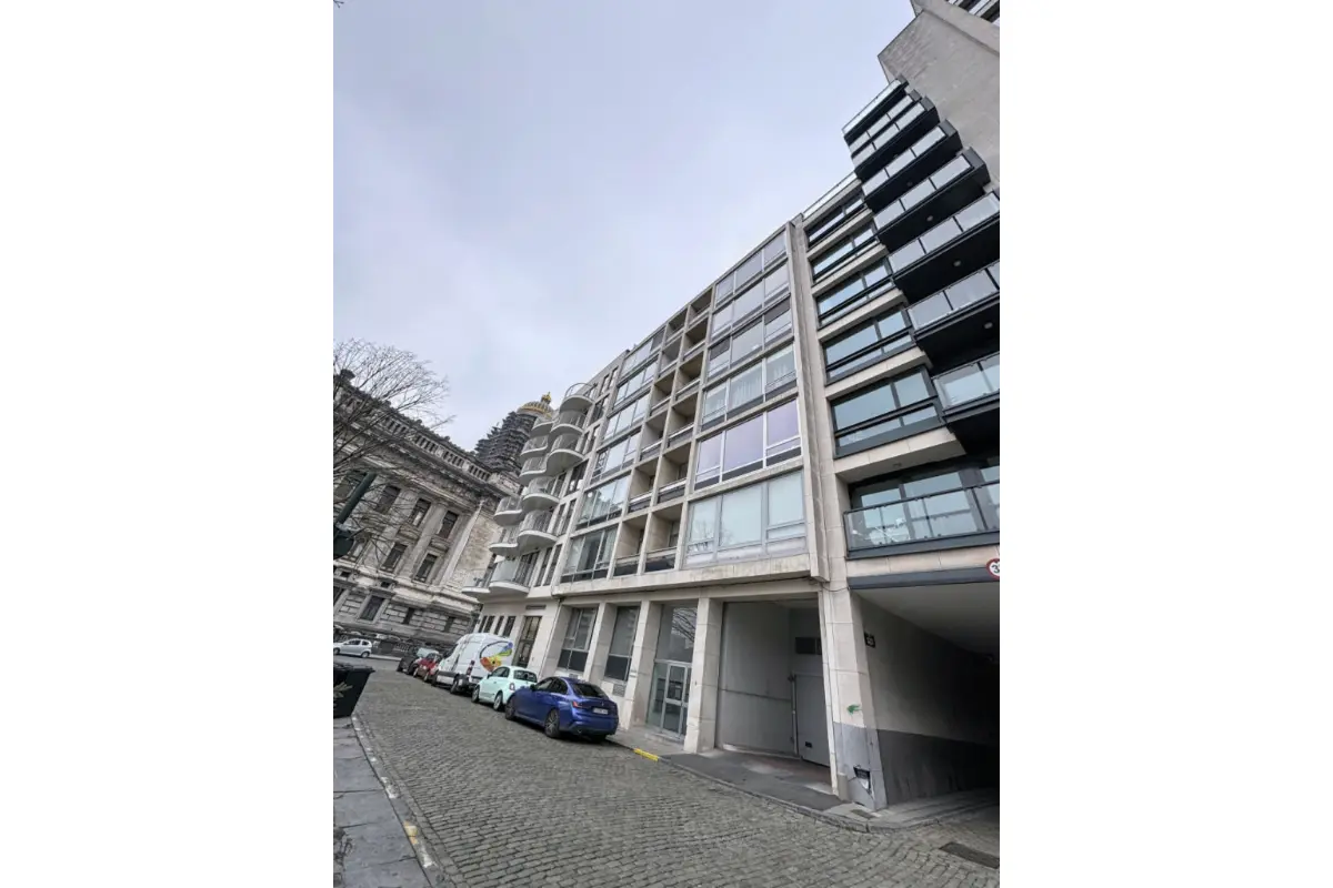 Appartement à louer à Bruxelles 1000 1400.00€ 1 chambres 70.00m² - annonce 684855
