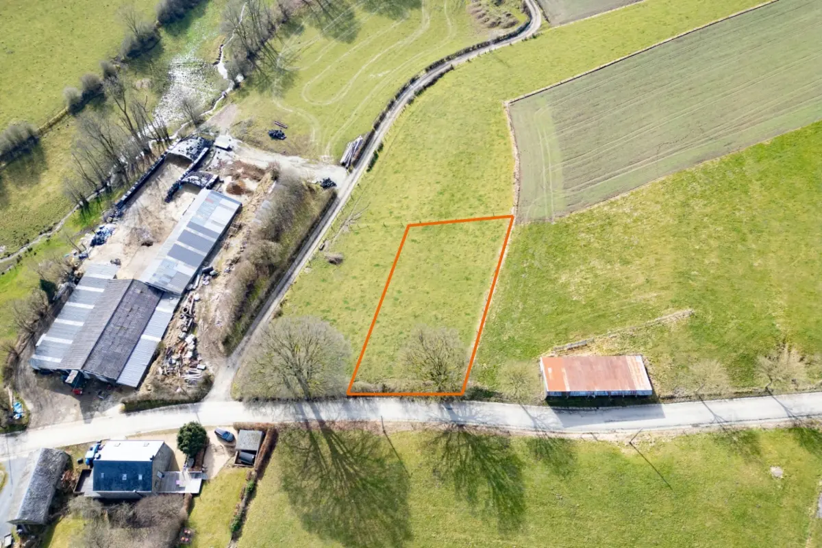 Terrain à vendre à La Roche-en-Ardenne 6980 0.00€  chambres m² - annonce 684767
