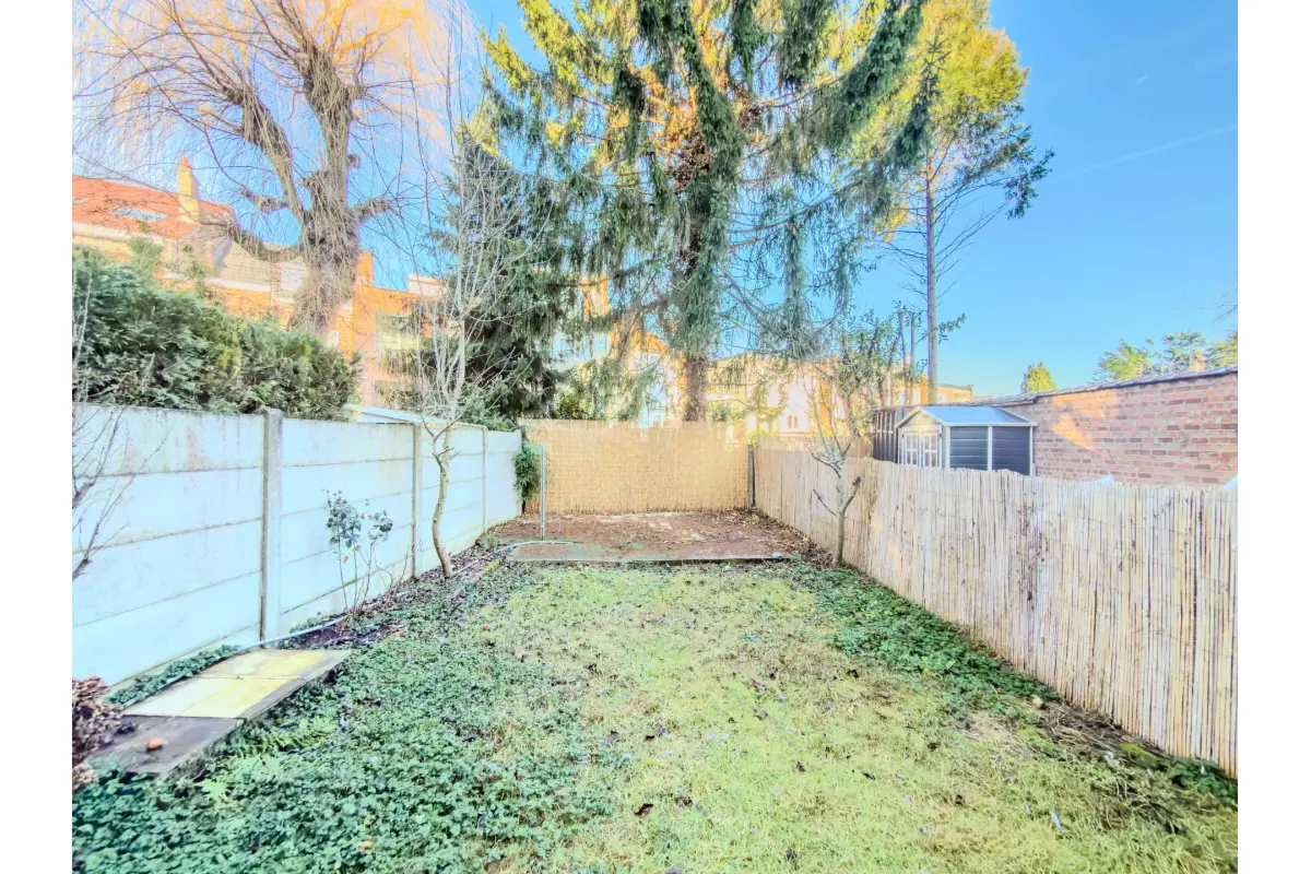 Benedenverdieping te  koop in Anderlecht 1070 240000.00€ 1 slaapkamers 71.00m² - Zoekertje 684958