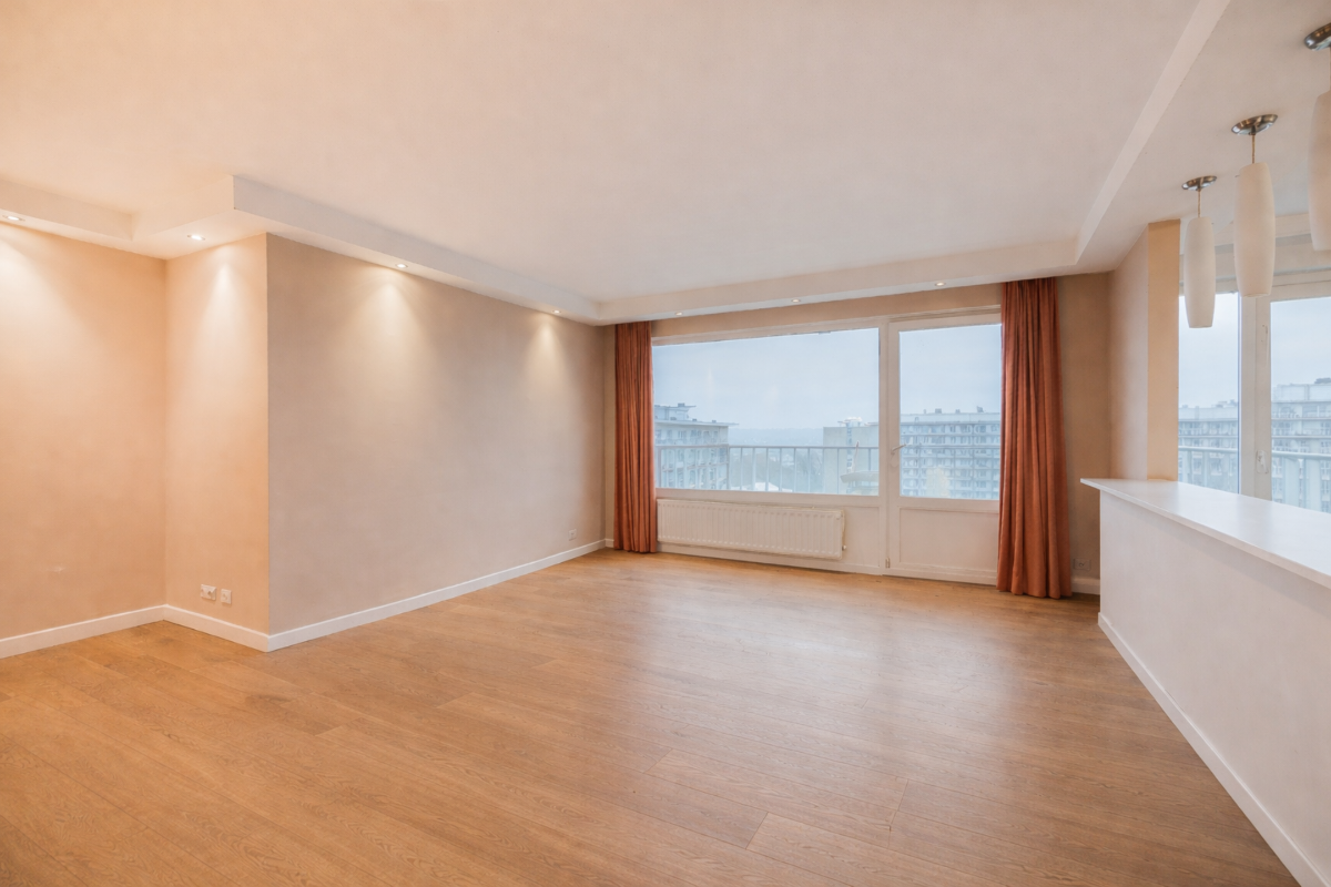 Appartement te  koop in Watermaal-Bosvoorde 1170 320000.00€ 2 slaapkamers 75.00m² - Zoekertje 685318