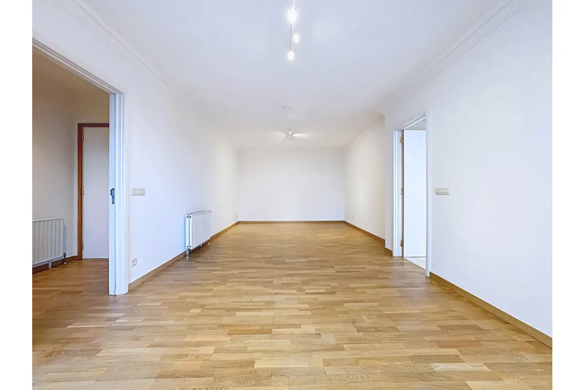 Appartement te  koop in Brussel 1000 495000.00€ 2 slaapkamers 146.00m² - Zoekertje 685317