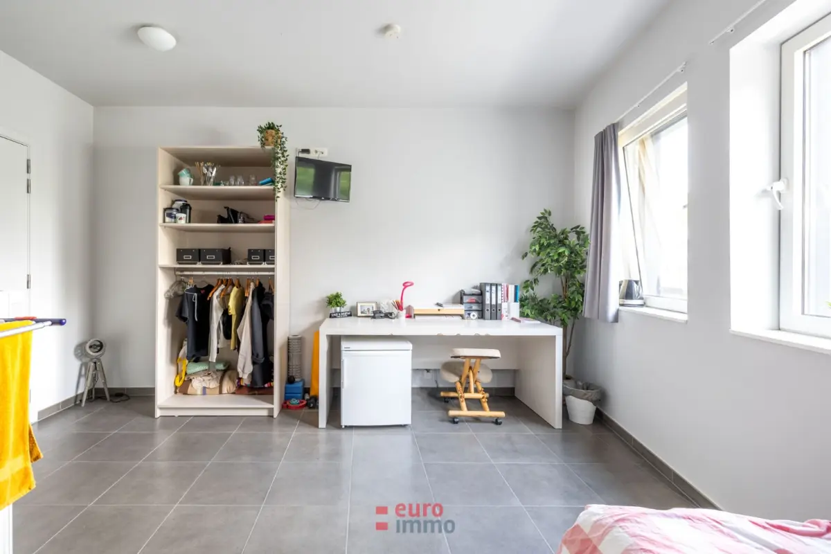 Appartement te  koop in Brugge 8000 150000.00€  slaapkamers 28.00m² - Zoekertje 685338
