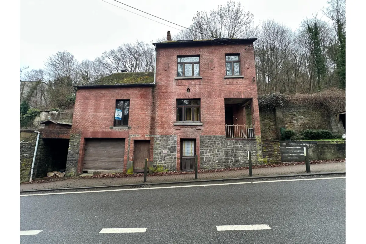 Maison à vendre à Yvoir 5530 160000.00€ 4 chambres m² - annonce 685438