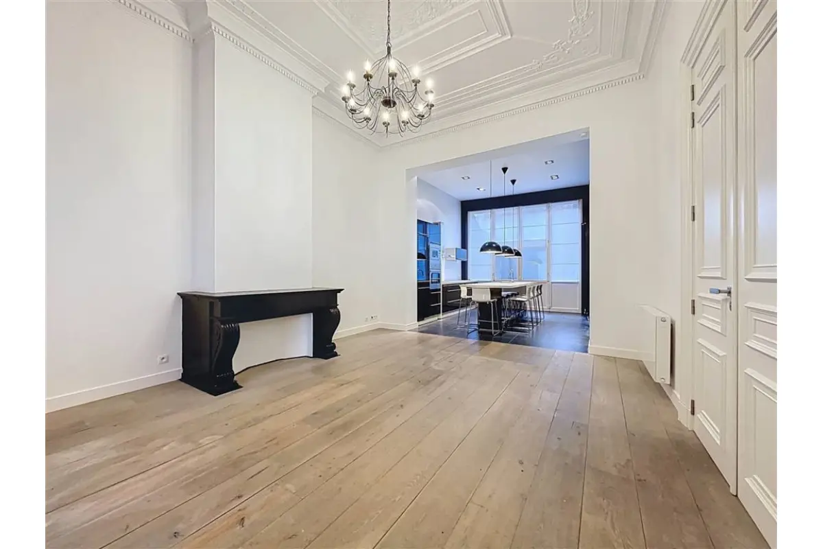 Appartement à louer à Bruxelles 1000 1680.00€ 2 chambres 110.00m² - annonce 685377