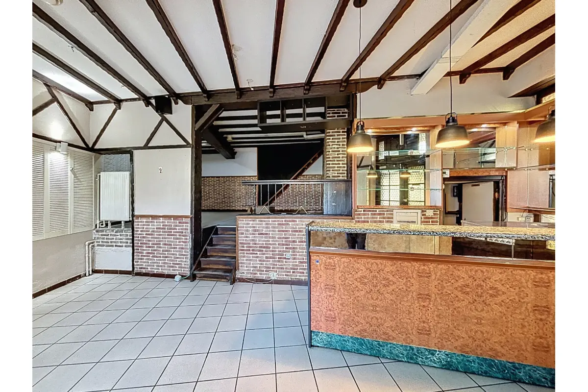 Commerce à vendre à Neder-Over-Heembeek 1120 395000.00€  chambres 200.00m² - annonce 687009