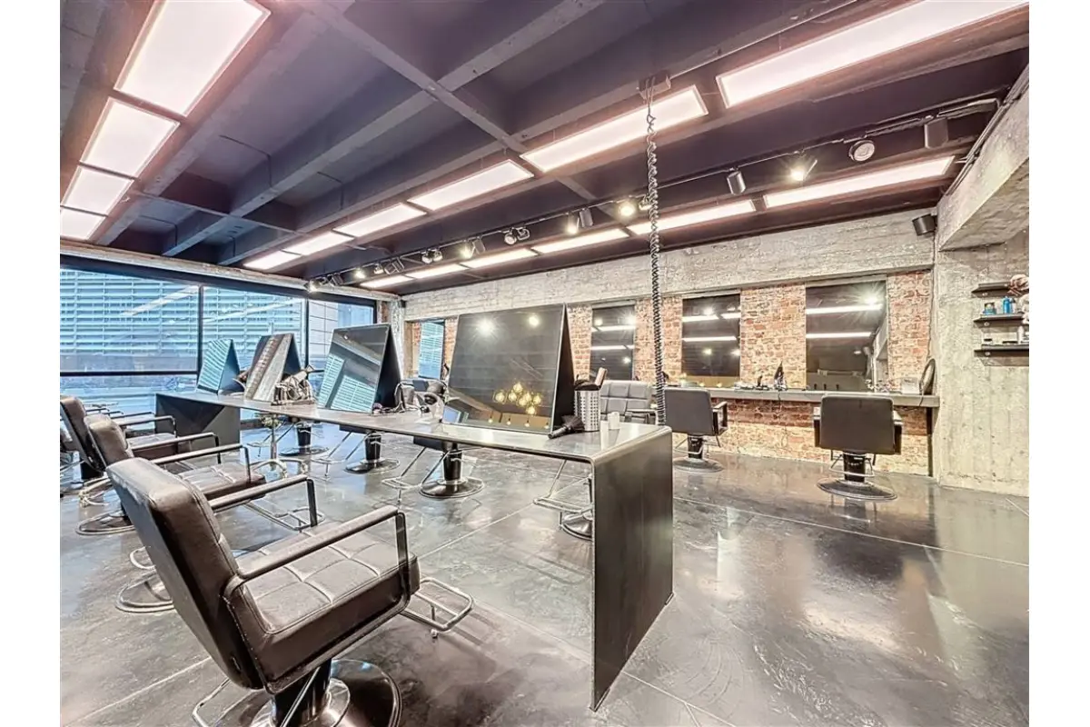 Handelszaak te  in Brussel 1000 9900.00€  slaapkamers m² - Zoekertje 686155