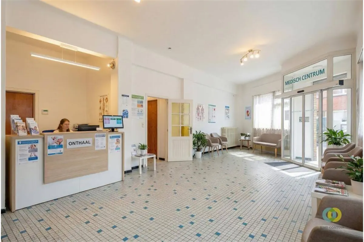 Commerce à louer à Neder-Over-Heembeek 1120 1950.00€  chambres 95.00m² - annonce 686124