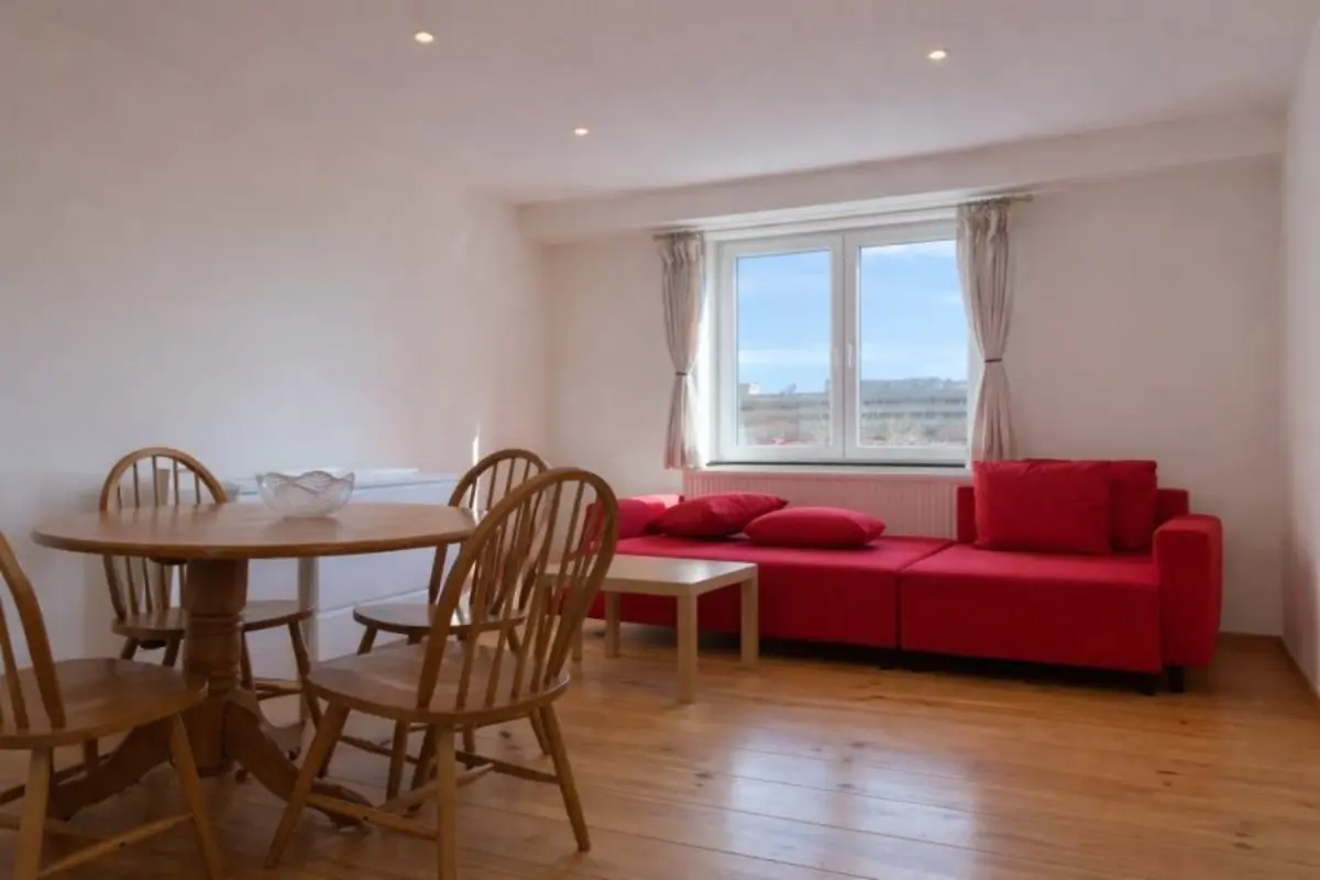 Appartement à  à Woluwe-Saint-Lambert 1200 1020.00€ 1 chambres 50.00m² - annonce 686848