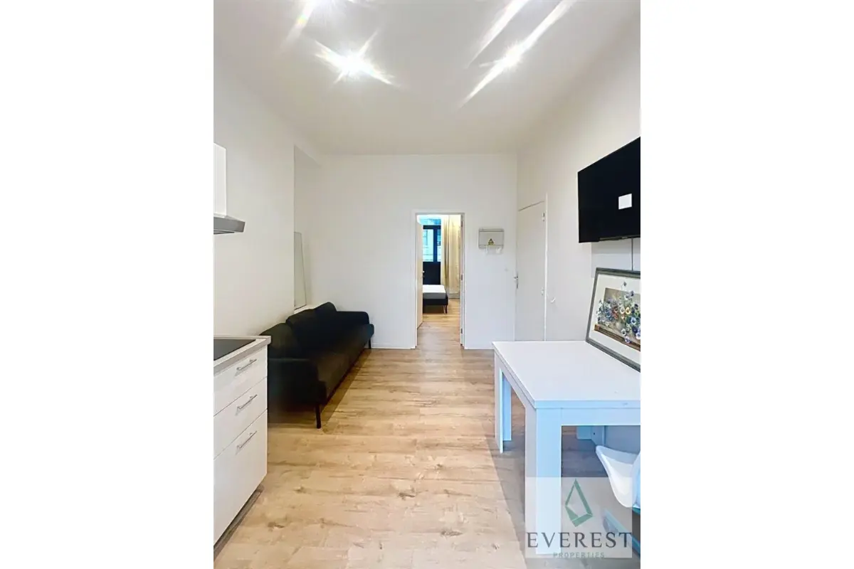 Maison à vendre à Bruxelles 1000 630000.00€ 5 chambres 190.00m² - annonce 688289