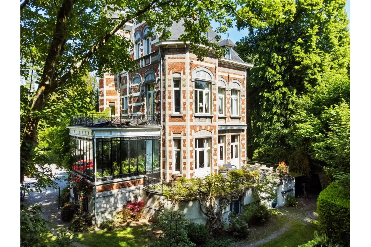 Villa à vendre à Uccle 1180 1995000.00€ 5 chambres 415.00m² - annonce 688256