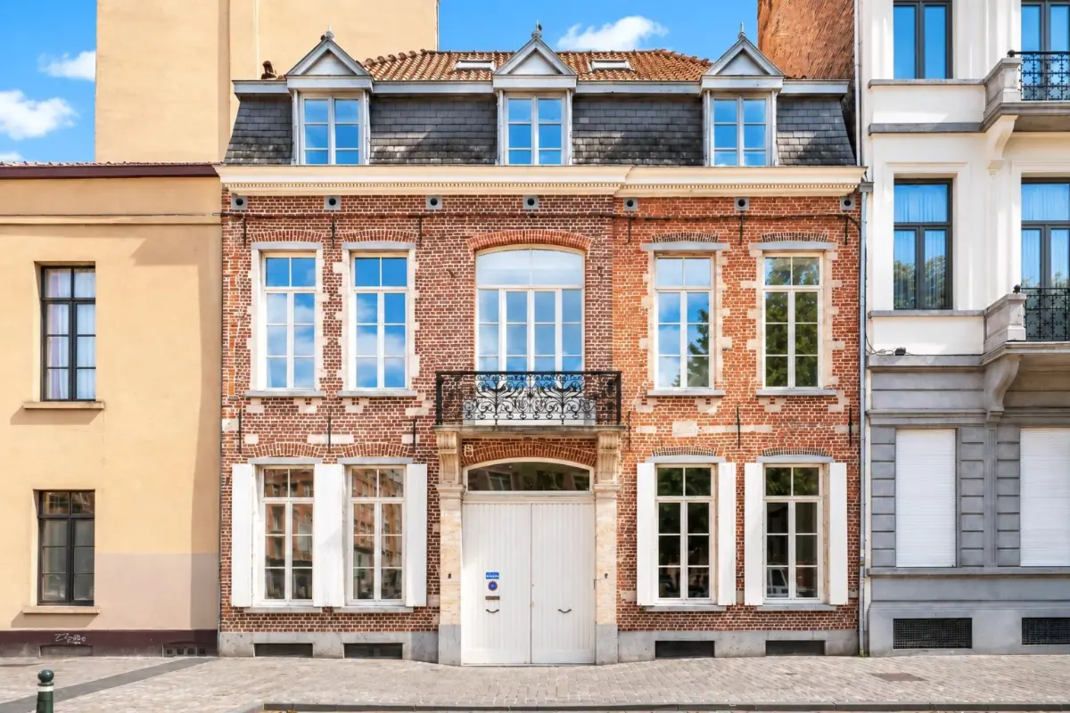 Huis te  huur in Brussel 1000 4500.00€ 5 slaapkamers 500.00m² - Zoekertje 688178