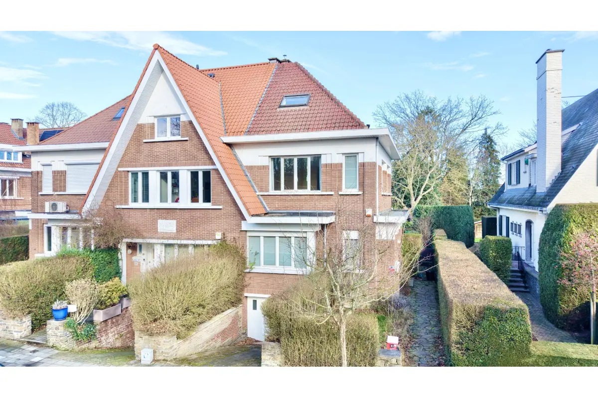 Huis te  in Sint-Pieters-Woluwe 1150 745000.00€ 4 slaapkamers 181.00m² - Zoekertje 687726